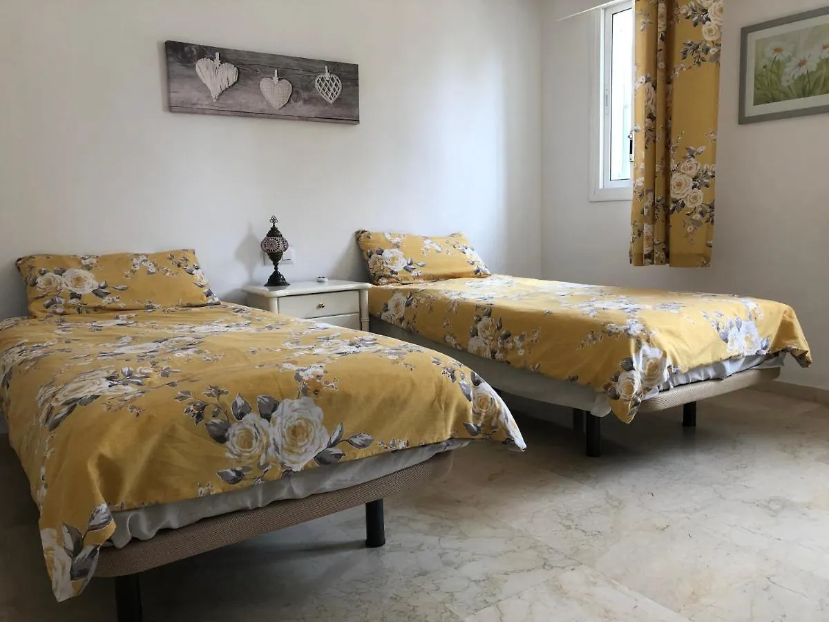 Vila Benavista Estepona - 2 Bed Town House With Pool