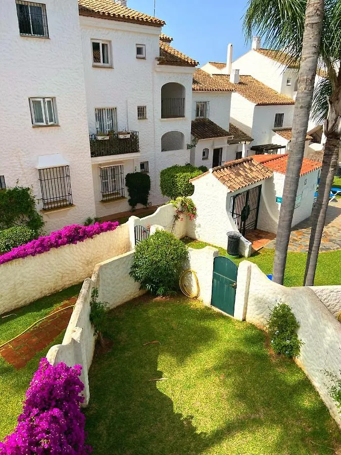 Vila Benavista Estepona - 2 Bed Town House With Pool